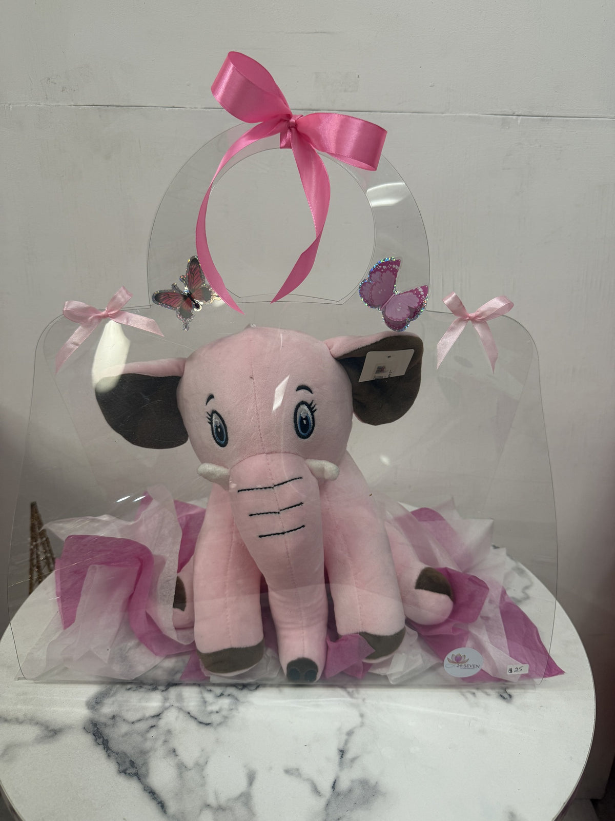 Carterita con elefante rosa y chocolates