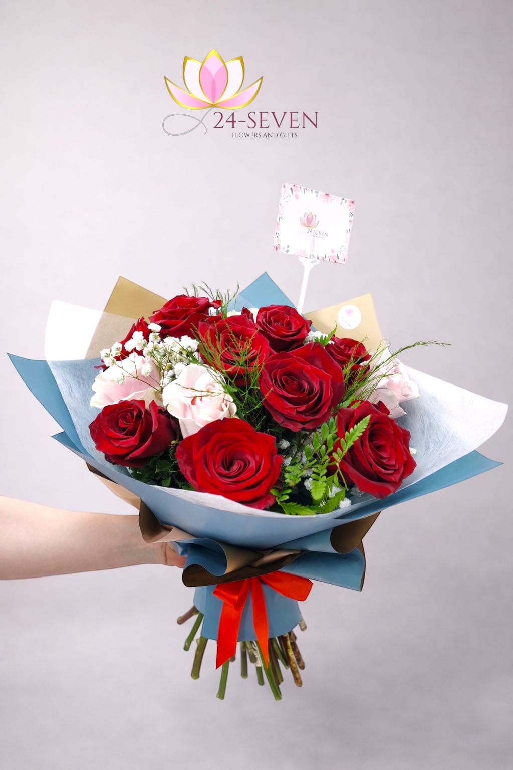 Ramo de 15 rosas ecuatorianas rojas y rosadas